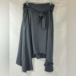 NWT HALARA High Waisted Gray Skirt Pockets Flowy Asymmetrical Size Large Career